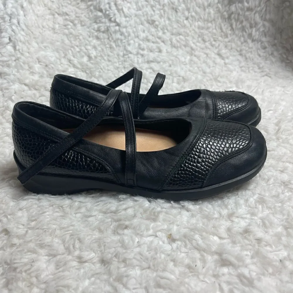 Aertrex Shoes Black leather Julia Mary Jane Loafer SZ 9W adjustable strap